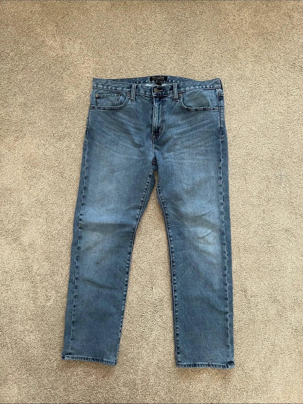 Banana Republic Men's Straight Jeans in Faded Blue 34x30